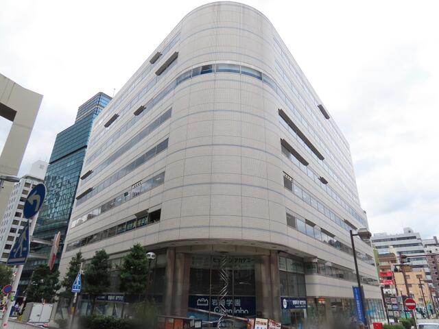 当ビルの3階です