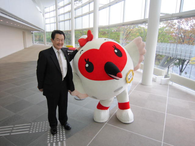 担当者　　かなざし