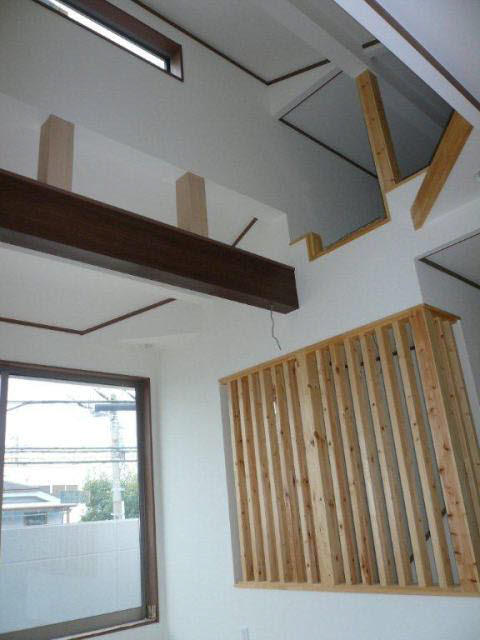 ２階の吹抜け付きリビング