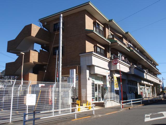 事務所の入ったビルの全景