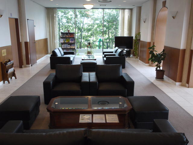 1階共用ロビー・ラウンジ