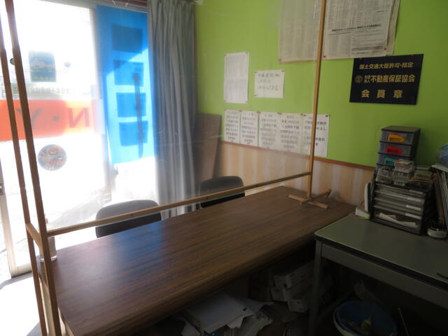 事務所内観