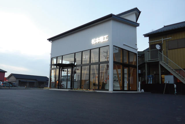 ショウルームでお待ちしております！