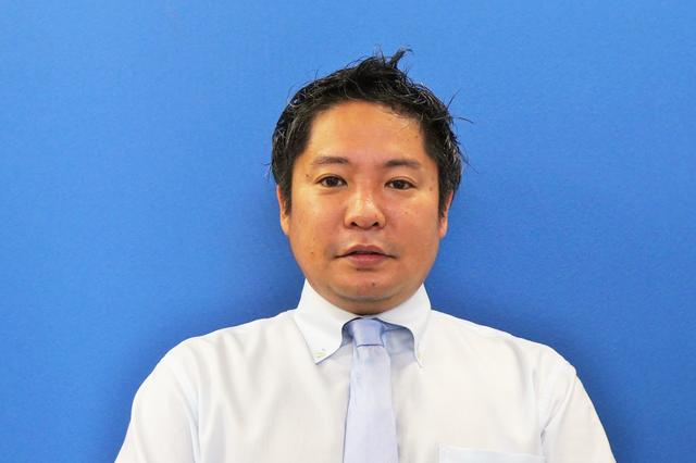 代表取締役　佐藤