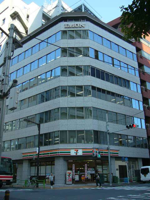 当社の外観です。