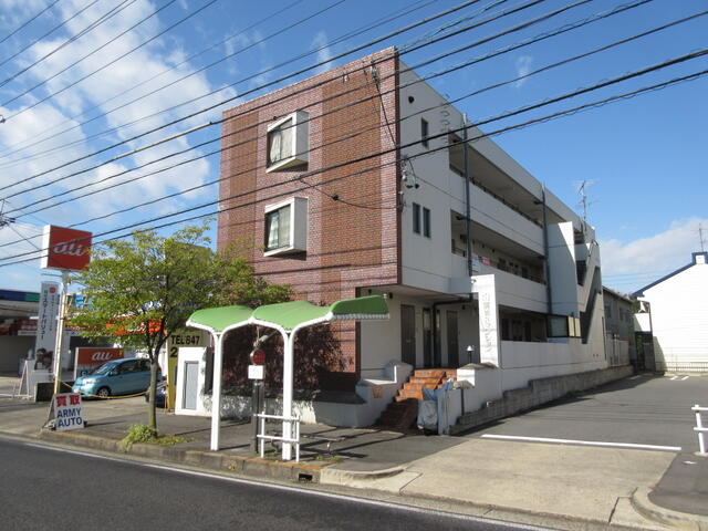 事務所外観　市バス「焼山」停　徒歩1分