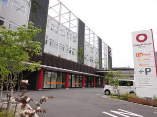 店舗外観です。当営業所は、大和ハウス大阪中央支店ビルの２階にございます。