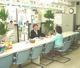 店内はきれいで明るい雰囲気