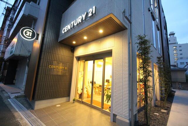 東大阪病院と城東区役所の間に立地。区役所から近いので、より便利に。