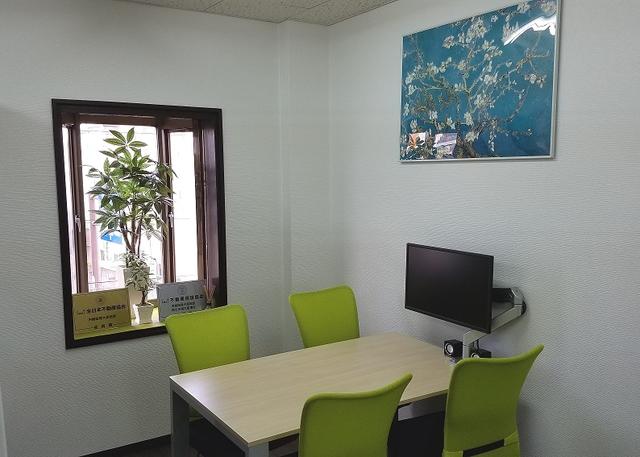 事務所内