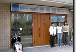 当社の女性スタッフです。