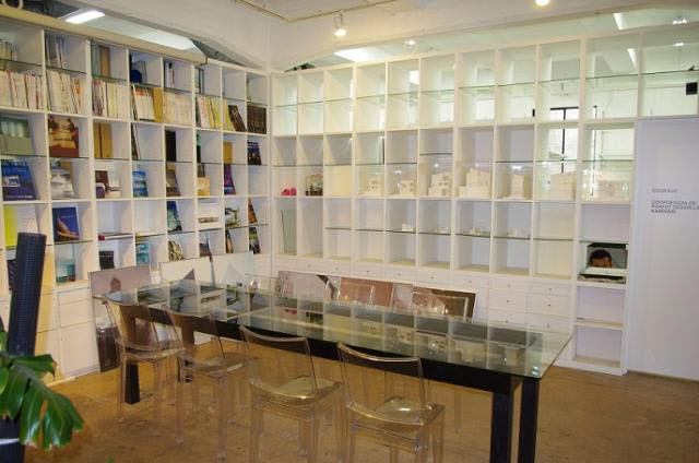 クラージュ接客スペース