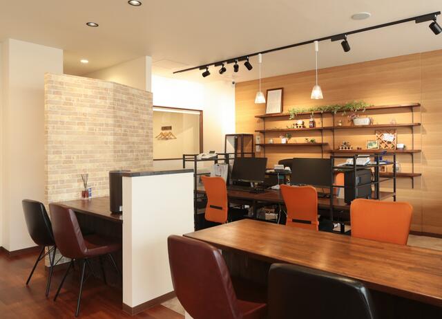 １０％還元中！カフェ型の店内で、広島全域の物件を自由にネット検索できます