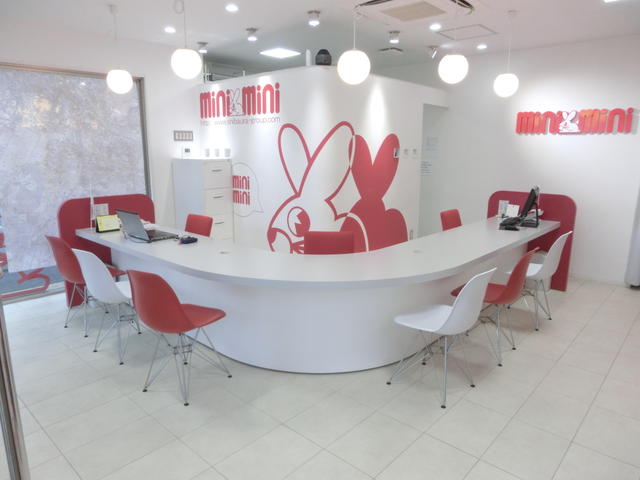 おしゃれな店内♪真心こめて接客させていただきます！