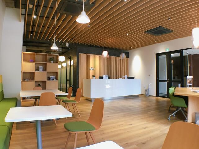 とおりの不動産屋さん　店舗