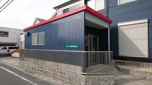 北側に、駐車スペースあります。