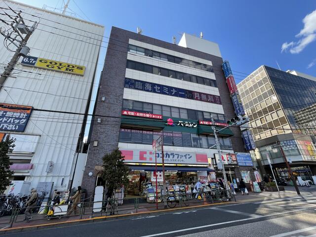 大森駅から横断歩道を渡ってすぐ！