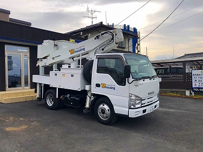 電気工事も行います。