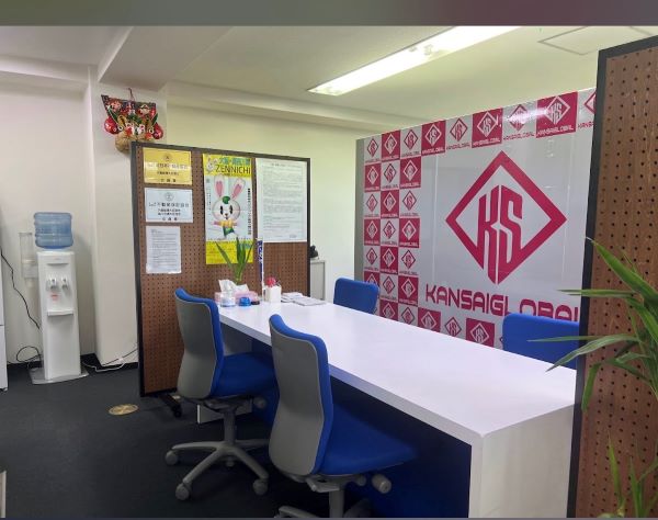 店内カウンター