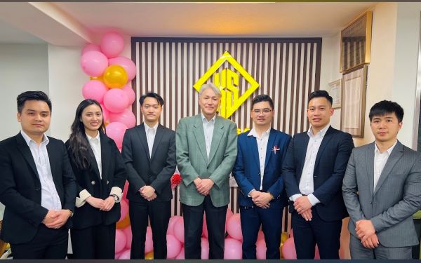 ベトナム語、英語、日本語対応