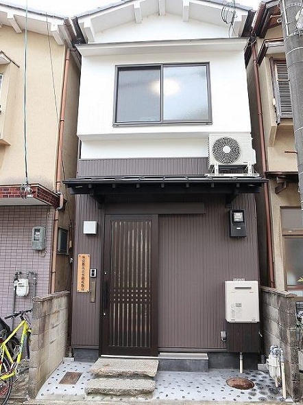 太秦映画村の近くです。